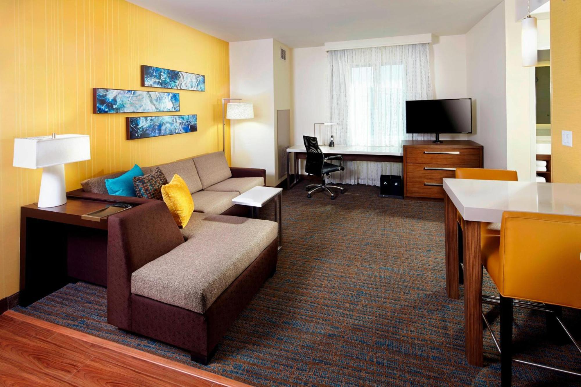 Hotel By Marriott Meadowlands